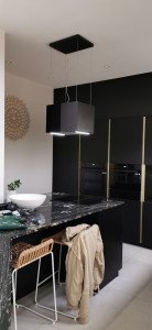 Photo de galerie - Fixation une hotte suspendu 