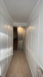 Photo de galerie - Carrelage + moulures Haussmanniennes