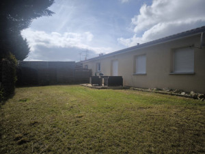 Photo de galerie - Tonte et remise en état d'un jardin 