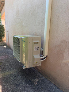 Photo de galerie - Groupe extérieur mono-split daikin