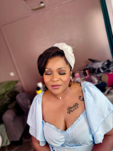 Photo de galerie - Mise en beauté complète - Dame de compagnie 