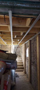 Photo de galerie - Pose de Suspente et Fourrure pour création de faux plafond 