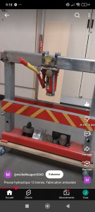 Photo de galerie - Réalisation de presse a main hydraulique idéale pour roulement voiture fabrication complète de ma part