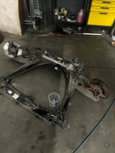 Photo de galerie - Démontage train avant 