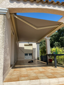 Photo de galerie - Store ban