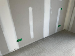 Photo de galerie - Passage, pose de priseet interrupteur 