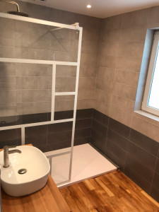 Photo de galerie - Bricolage et multi services