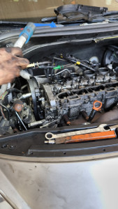 Photo de galerie - Remplacement joint cache culbuteur Peugeot 206 1.6 hdi