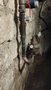 Photo de galerie - Réparation de fuite d'eau generale au sous sol pour toute l'immeuble 