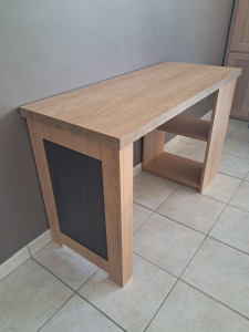 Photo de galerie - Bureau fabriqué sur mesure
