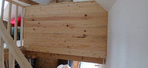 Photo de galerie - Construction d'une rambarde d'escalier en matériaux de récup ! (photo 2/2)