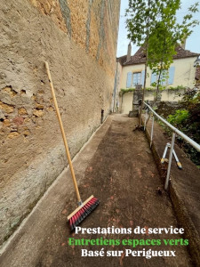 Photo de galerie - Bricolage et multi services