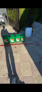 Photo de galerie - Nettoyage toiture produit professionnel dalep