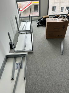 Photo de galerie - Montage table chaise meuble 