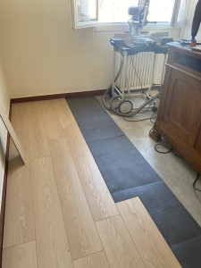 Photo de galerie - Pose de parquet dans une cuisine