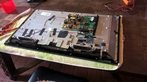 Photo de galerie - Réparation d'une télévision 