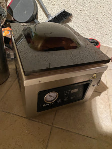 Photo de galerie - 
Réparation d’une machine sous vide professionnelle pour aliments