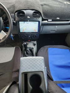 Photo de galerie - Installation autoradio Android avec caméra de recul.