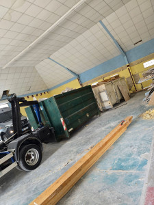 Photo de galerie - Évacuation de laine de verre , dans une benne 10m3 pour une entreprise 
