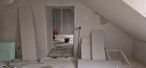 Photo de galerie - Aménagement de deux pièces en sous pente