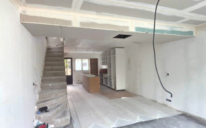 Photo de galerie - ?✨ D'UN ESPACE BRUT À UN INTÉRIEUR D'EXCEPTION !

? AVANT ➜ PENDANT ➜ APRÈS

Une transformation spectaculaire, où chaque détail compte et chaque finition fait la différence. ✨

Chez D.E.B. Tout Corps Rénovation & Peinture, nous donnons vie à vos projets