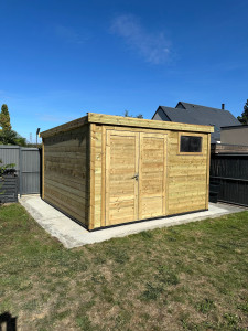 Photo de galerie - Montage d'un abri de jardin