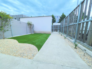 Photo de galerie - Aménagement d'un espace avec du gazon synthétique 