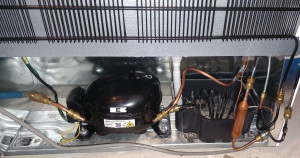 Photo de galerie - Remplacement d'un compresseur avec condenseur + deshy, nettoyage circuit/recharge Gaz R600