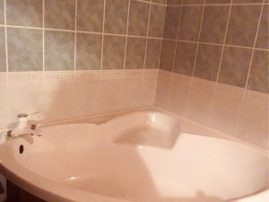 Photo de galerie - Faïence intégrale et installation complète salle de bains 