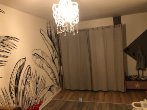 Photo de galerie - Refaire une chambre d’enfant : peinture, papier peint, dressing, parquet , , 