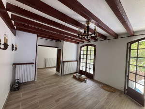 Photo de galerie - Traveau de renovation mur porte et plafond 