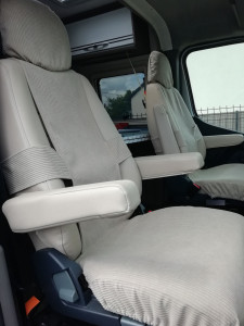 Photo de galerie - Réalisation sur mesure protection
 siége conducteur et passager.. 