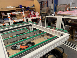 Photo de galerie - Pose porte et fenêtre