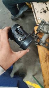 Photo de galerie - Remplacement debimetre d'air 