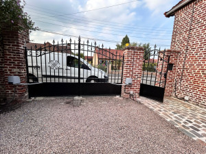 Photo de galerie - Portail motorisé 