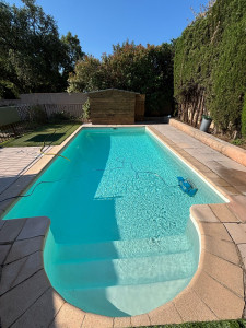Photo de galerie - Mise en route d’une piscine suite à la vidange et au nettoyage hâte pression du bassin laisser à l’abandon et le temps d’un hivers 