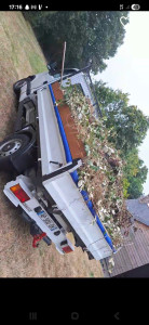 Photo de galerie - Je débarrasse toute chose
