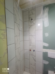 Photo de galerie - Pose d'une faïence mural 