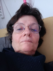 Photo de galerie - Dame de compagnie, Auxiliaire de vie, coutures,aide à la personne.......