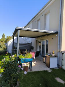 Photo de galerie - Installation d' une pergola 