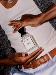 Photo de galerie - Packshot Parfum - Antinomie