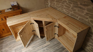 Photo de galerie - Fabrication de meubles en bois de palettes 