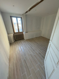 Photo de galerie - Pose de carrelage en 15x60. 