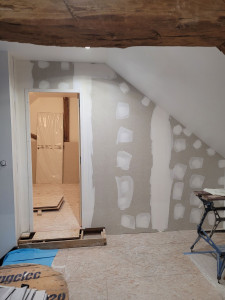 Photo de galerie - Cloison avec un bloc porte 