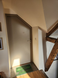Photo de galerie - Adaptation porte sur mesure