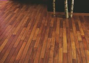 Photo de galerie - Pose parquet collé, pose parquet vitrifié, pose parquet cloué, pose parquet stratifié, ponçage, vitirication, lasurage, pose plynthes