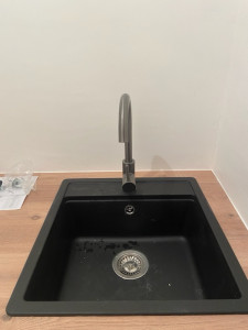 Photo de galerie - Installation robinet évier cuisine et bonde d’évacuation etc .