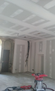 Photo de galerie - Ponçage et mise en peinture