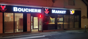 Photo de galerie - Installation électrique d'une façade de boucherie