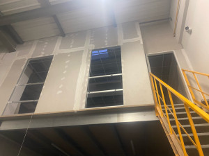 Photo de galerie - Création des bureaux avec des ba13 